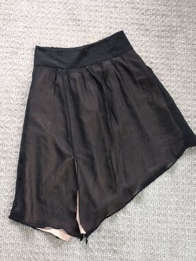 ADORABLE Anthropologie Black 100% Silk Assymetrical Skirt w/Side Slit, Sz XS